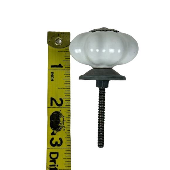 Anthropologie Set of 2 Porcelain White Melon Knobs - Picture 4 of 4